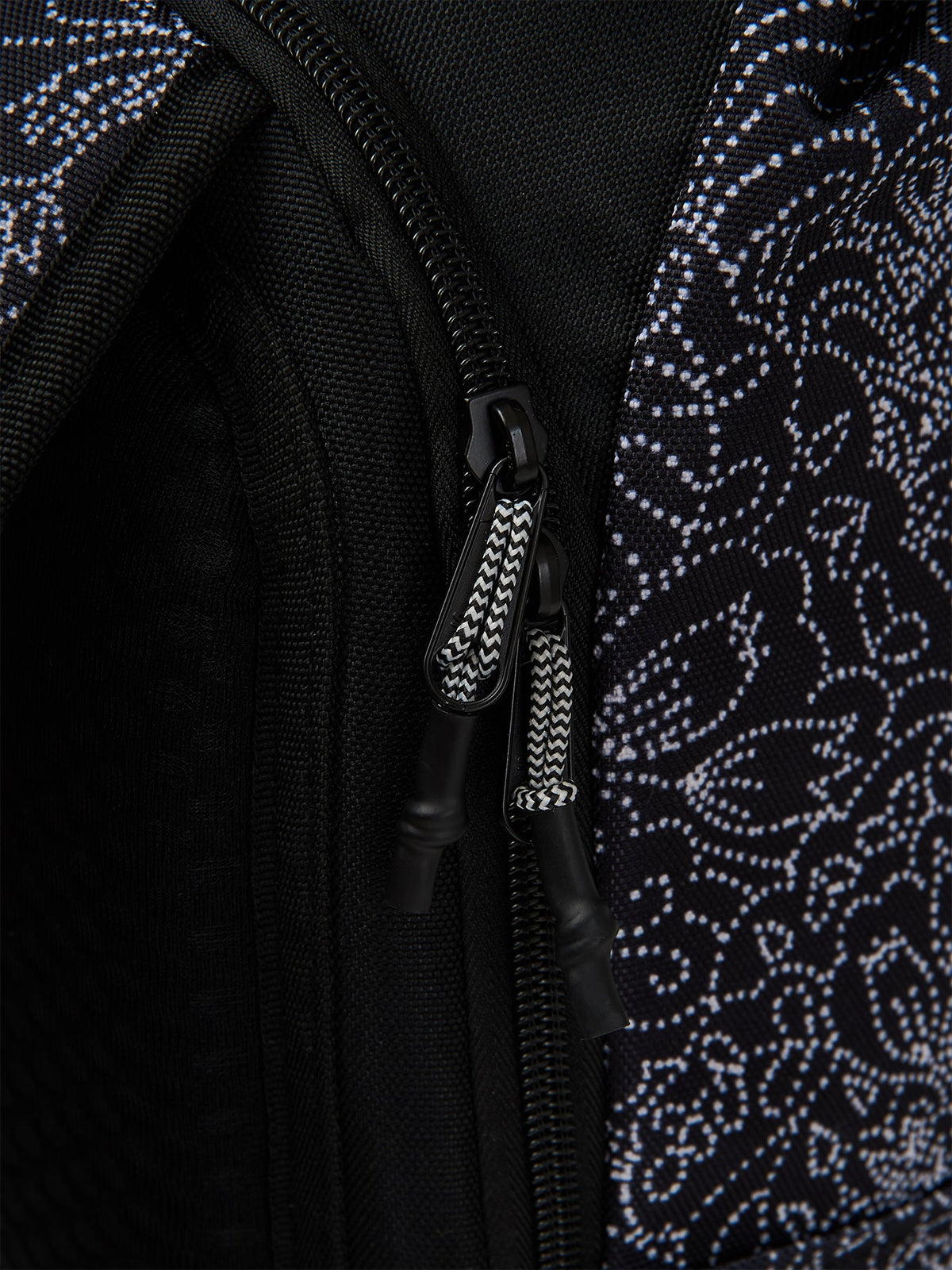 Ela Mo™ Everywhere Rucksack | Dots