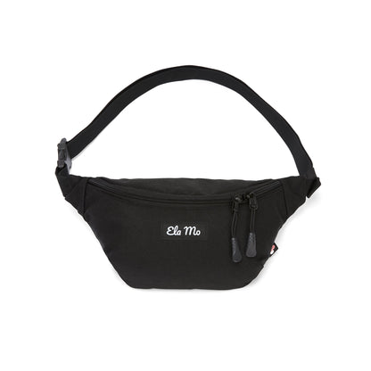 Ela Mo™ Hipbag  | Black. Schwarzer Hipbag mit zweifachem Reißverschluss und Umhängegurt.