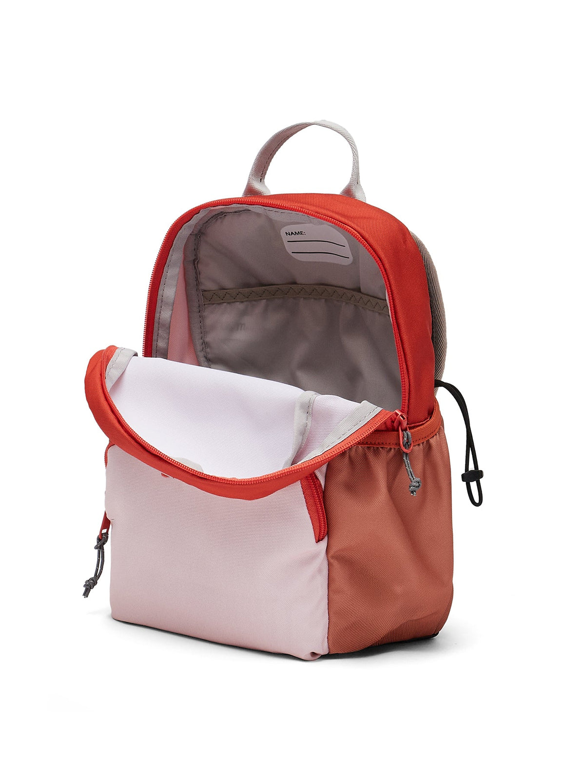Ela Mo™ Kinderrucksack (3-6 Jahre) | Cotton Candy. Grauer Innenbereich des rosafarbenen Rucksacks mit Namensschild.