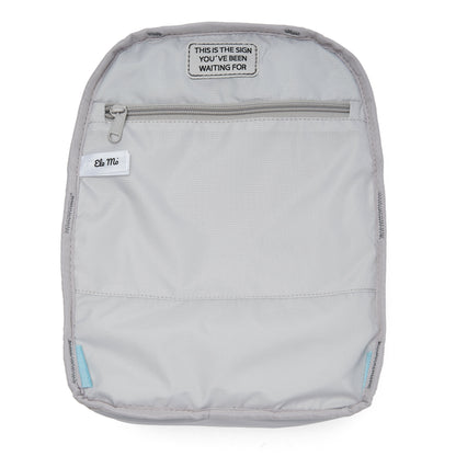 Ela Mo™ Mini Rucksack | Leo – innerer hellgrauer Bereich mit kleinem Fach und Reißverschluss