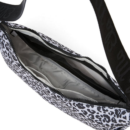 Ela Mo™ Moon Bag | Leo. Innenbereich der Umhängetasche mit kleinem Fach und Reißverschluss innen.