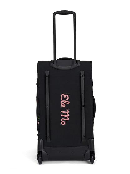 Ela Mo™ Reisetasche mit Rollen 78 Liter | Embroidery Edition Upsy Daisy.Rückseite der Tasche mit Herstellerlogo in der Mitte