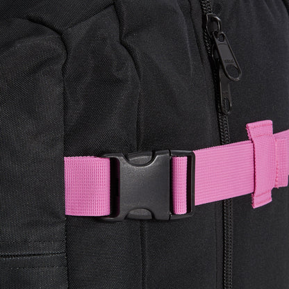 Ela Mo™ Reisetasche mit Rollen 78 Liter | Beauty in Darkness. Klickverschluss an der Seite für zusätzliche Sicherheit.